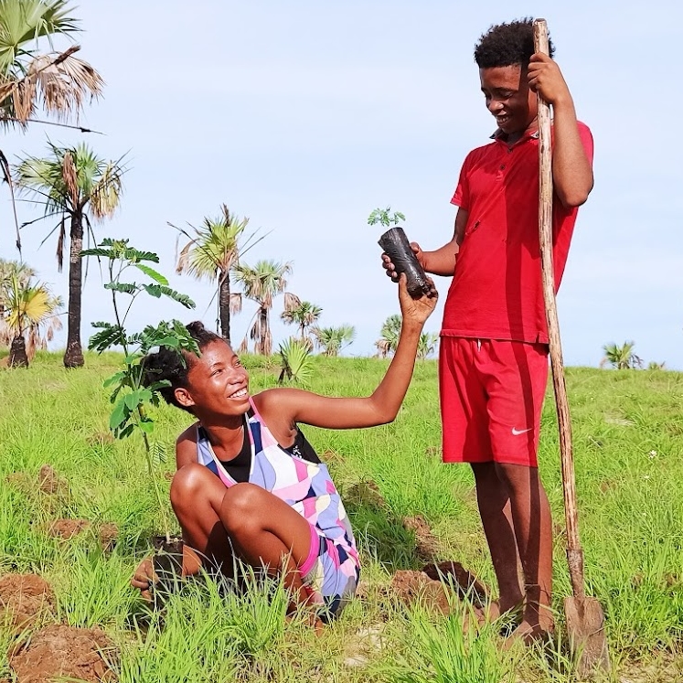 Sustainable Creative Agency – Carbon Neutral Fashion Partnerships image